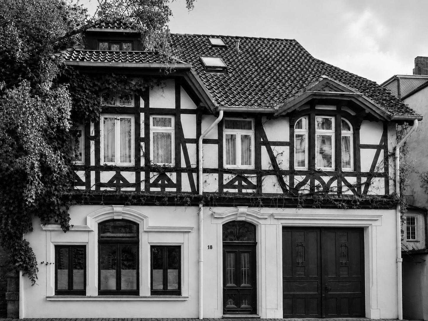 Zentrale